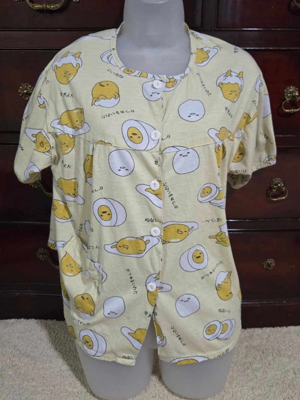 Sanrio Gudetama Yellow & White Egg Print Button Up Pajama Top Size Medium